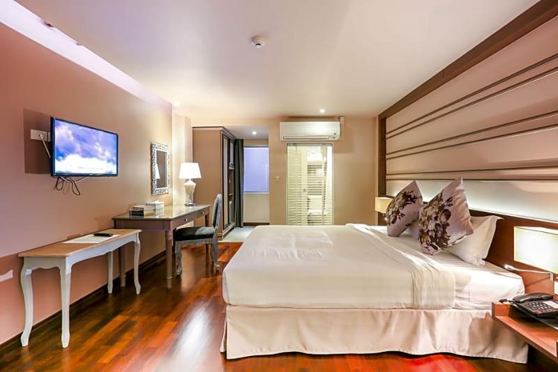 The Sathon Vimanda Hotel Banguecoque Exterior foto